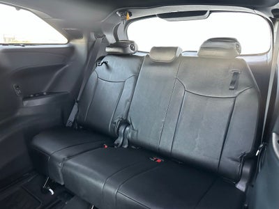 2025 Toyota Sienna Platinum Hybrid 7 Passenger