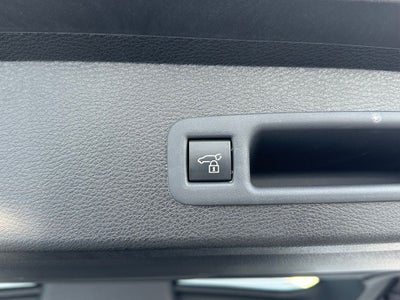 2025 Toyota Sienna Platinum Hybrid 7 Passenger