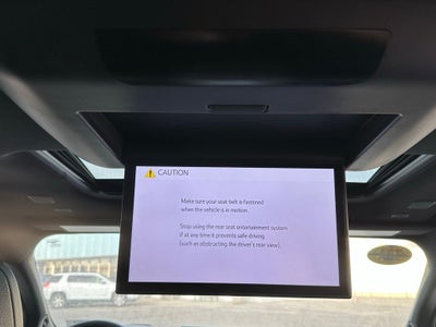 2025 Toyota Sienna Platinum Hybrid 7 Passenger