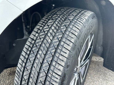 2025 Toyota Sienna Platinum Hybrid 7 Passenger