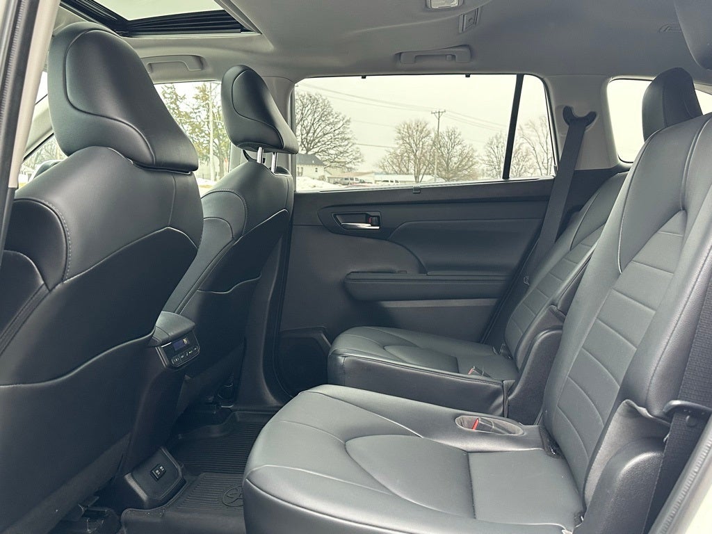 2021 Toyota Highlander Hybrid XLE