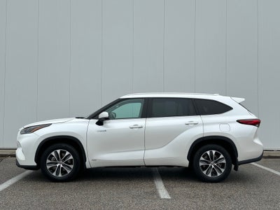2021 Toyota Highlander Hybrid XLE