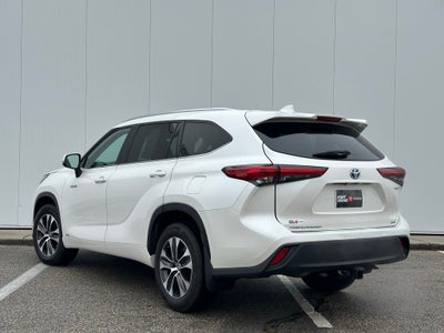2021 Toyota Highlander Hybrid XLE