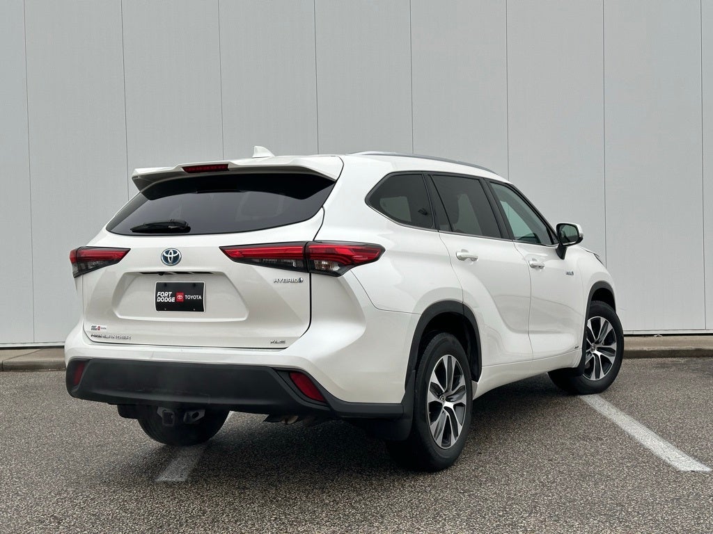 2021 Toyota Highlander Hybrid XLE