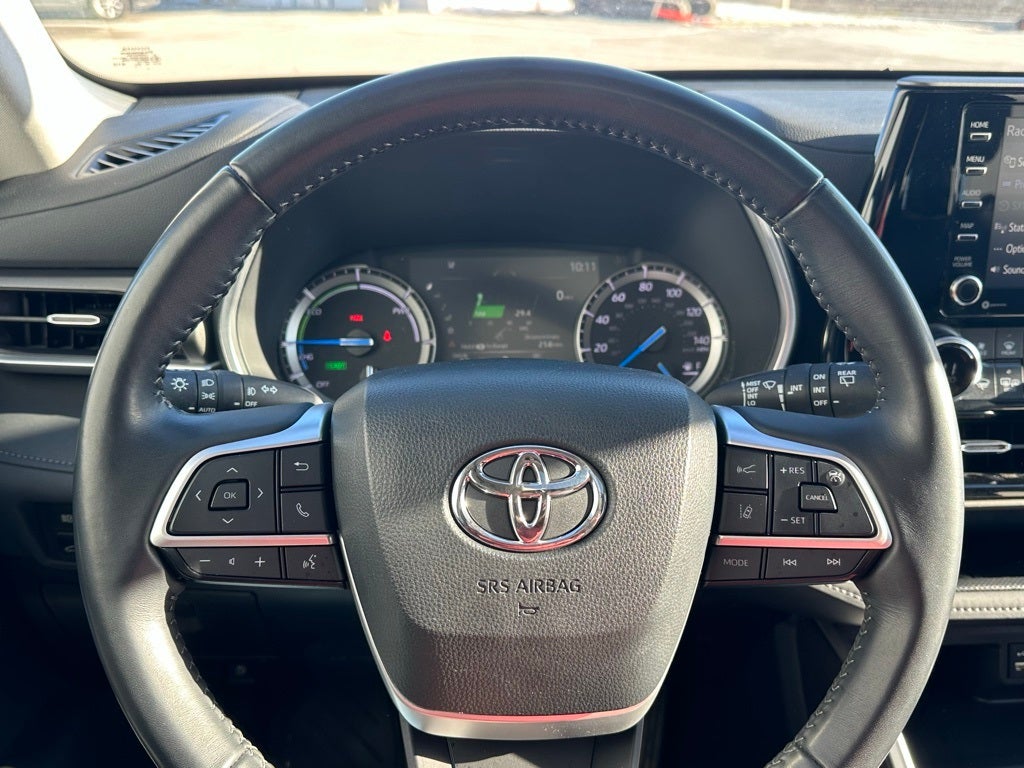 2022 Toyota Highlander Hybrid XLE