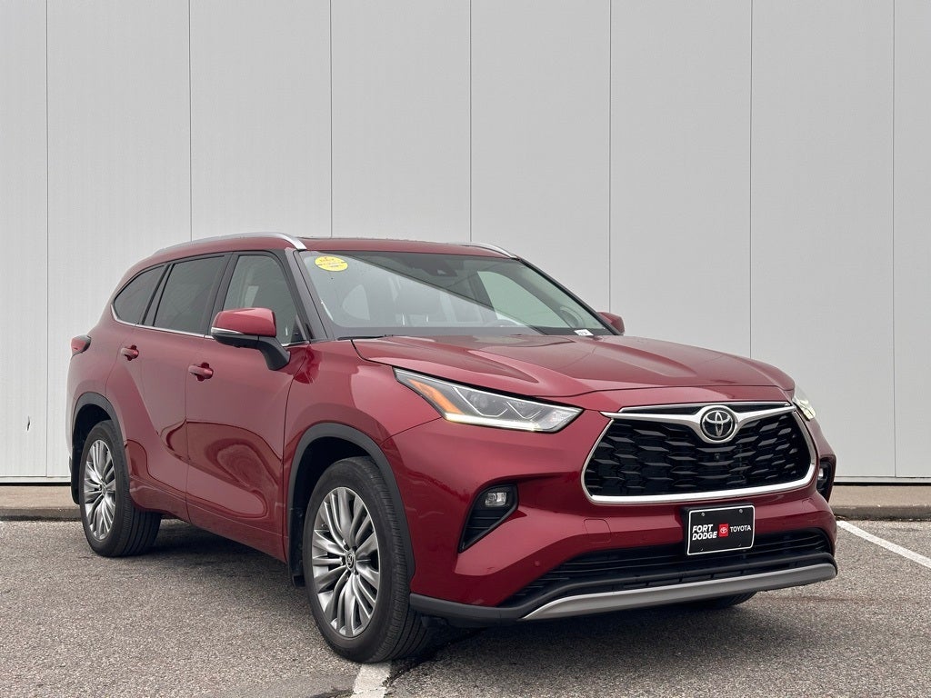 2023 Toyota Highlander Platinum