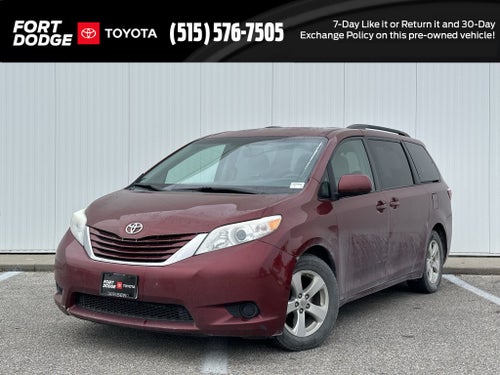 2015 Toyota Sienna LE 7 Passenger