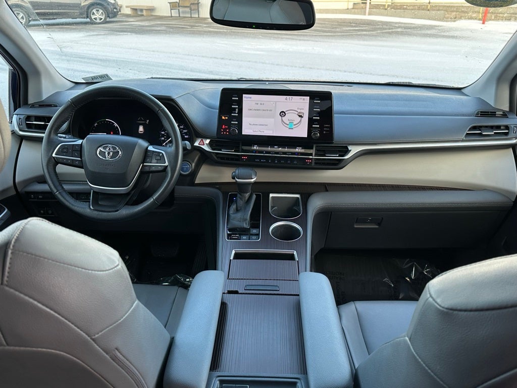 2021 Toyota Sienna XLE