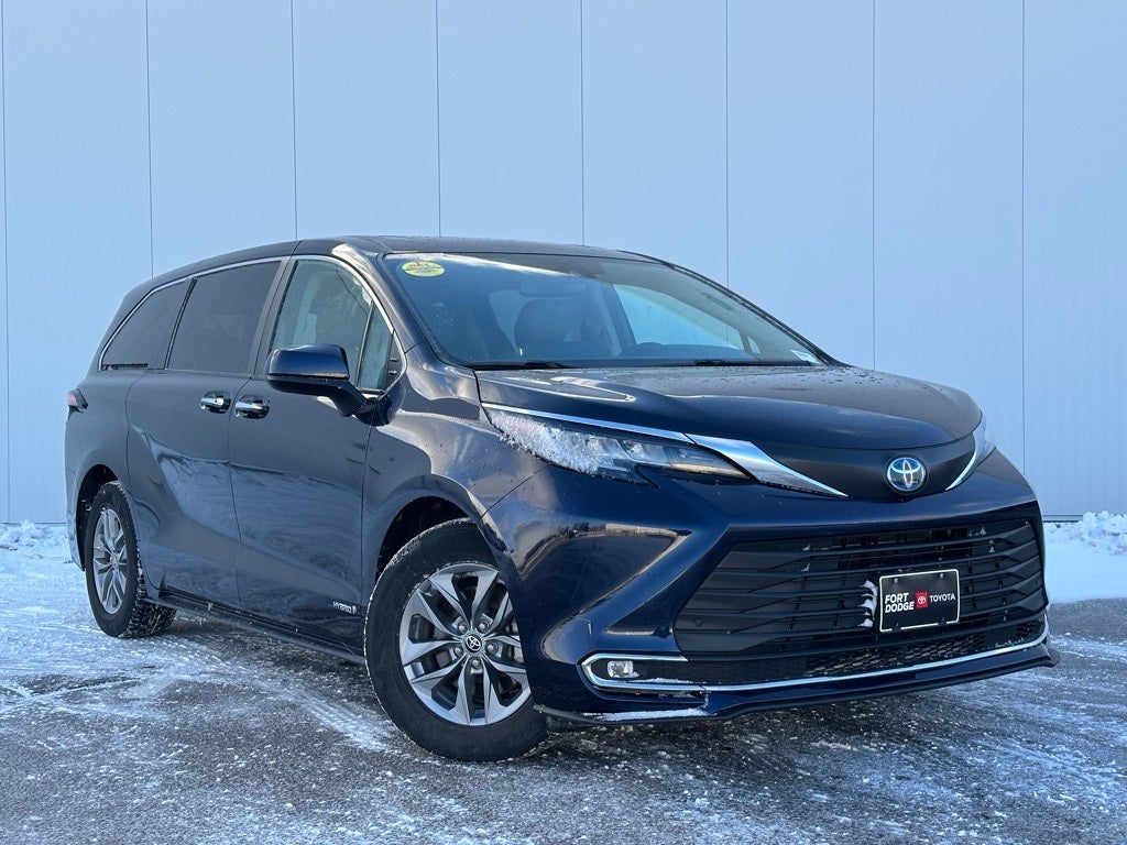 2021 Toyota Sienna XLE