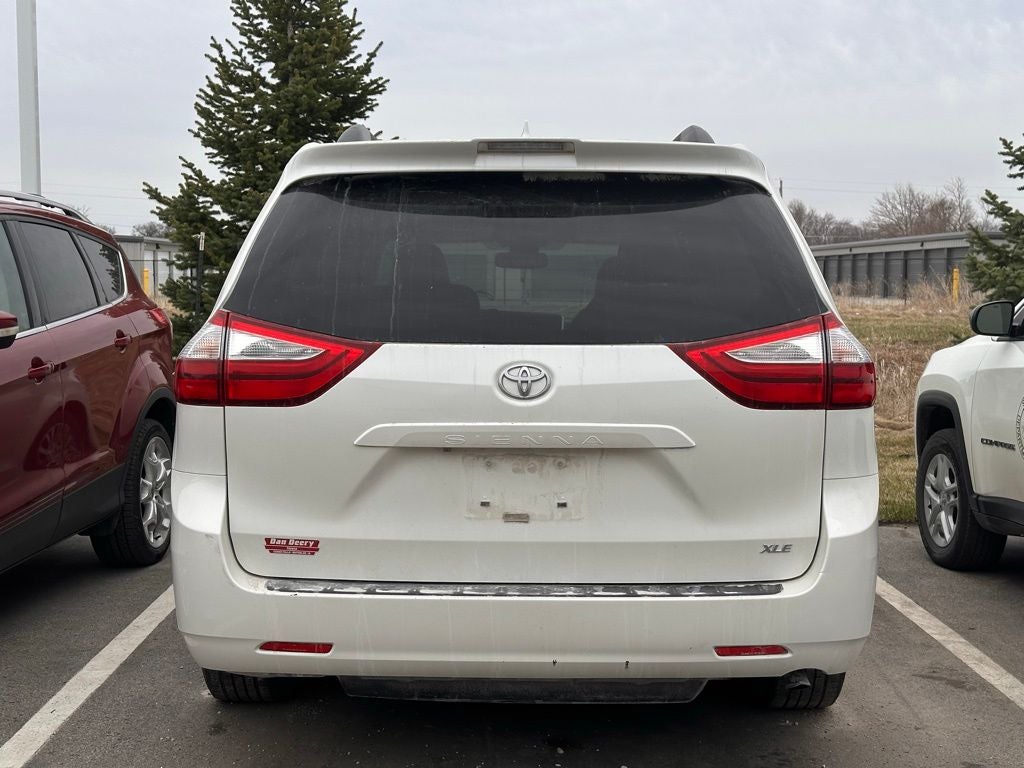 2018 Toyota Sienna XLE 7 Passenger