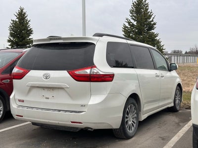 2018 Toyota Sienna XLE 7 Passenger