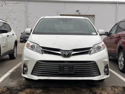 2018 Toyota Sienna XLE 7 Passenger