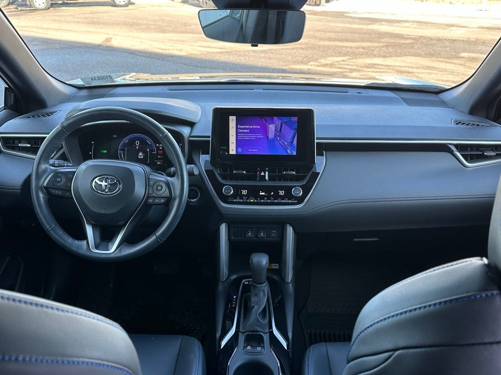 2023 Toyota Corolla Cross Hybrid XSE
