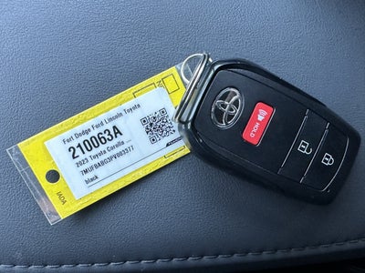 2023 Toyota Corolla Cross Hybrid XSE