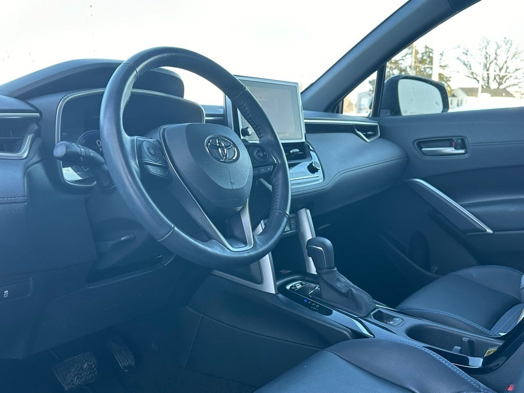 2023 Toyota Corolla Cross Hybrid XSE