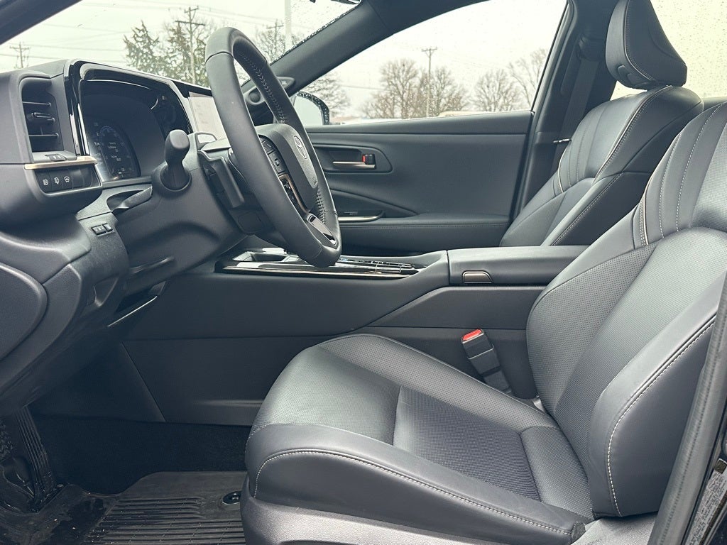 2025 Toyota Crown Signia Limited