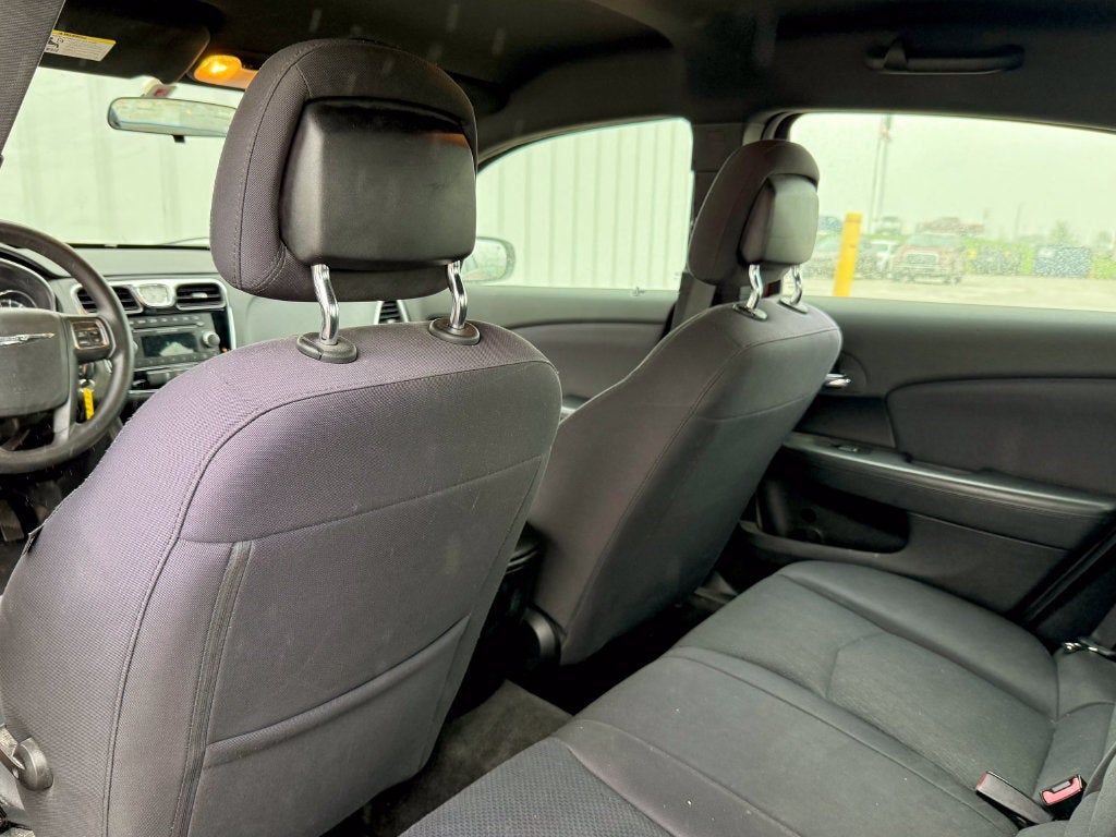 2012 Chrysler 200 LX