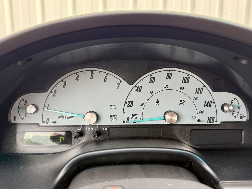 2002 Ford Thunderbird Base