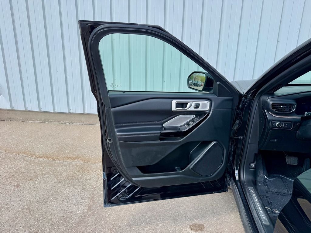 2021 Ford Explorer Platinum