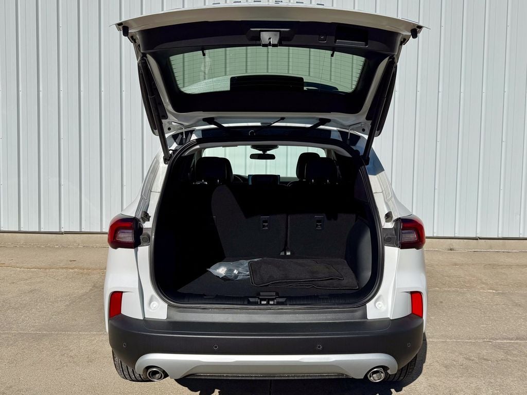 2025 Ford Escape Plug-In Hybrid Base