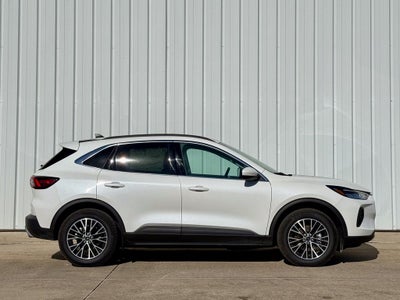 2025 Ford Escape Plug-In Hybrid Base
