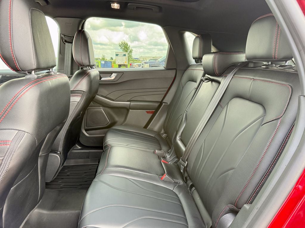 2025 Ford Escape ST-Line Elite