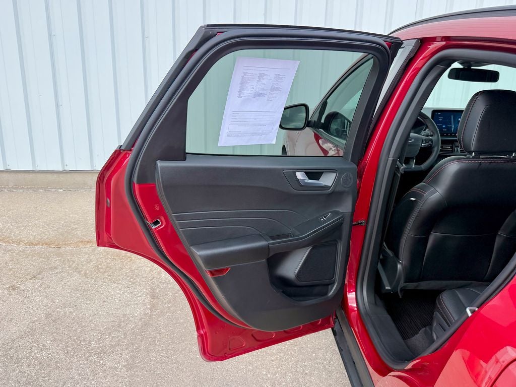2025 Ford Escape ST-Line Elite