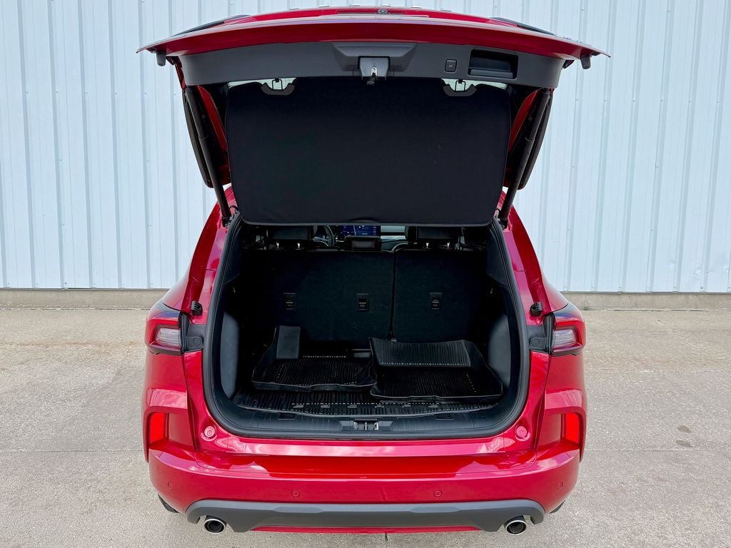 2025 Ford Escape ST-Line Elite