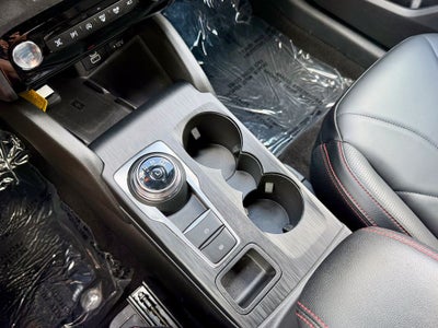 2025 Ford Escape ST-Line Elite