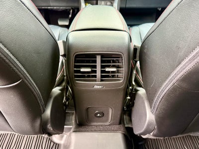 2025 Ford Escape ST-Line Elite