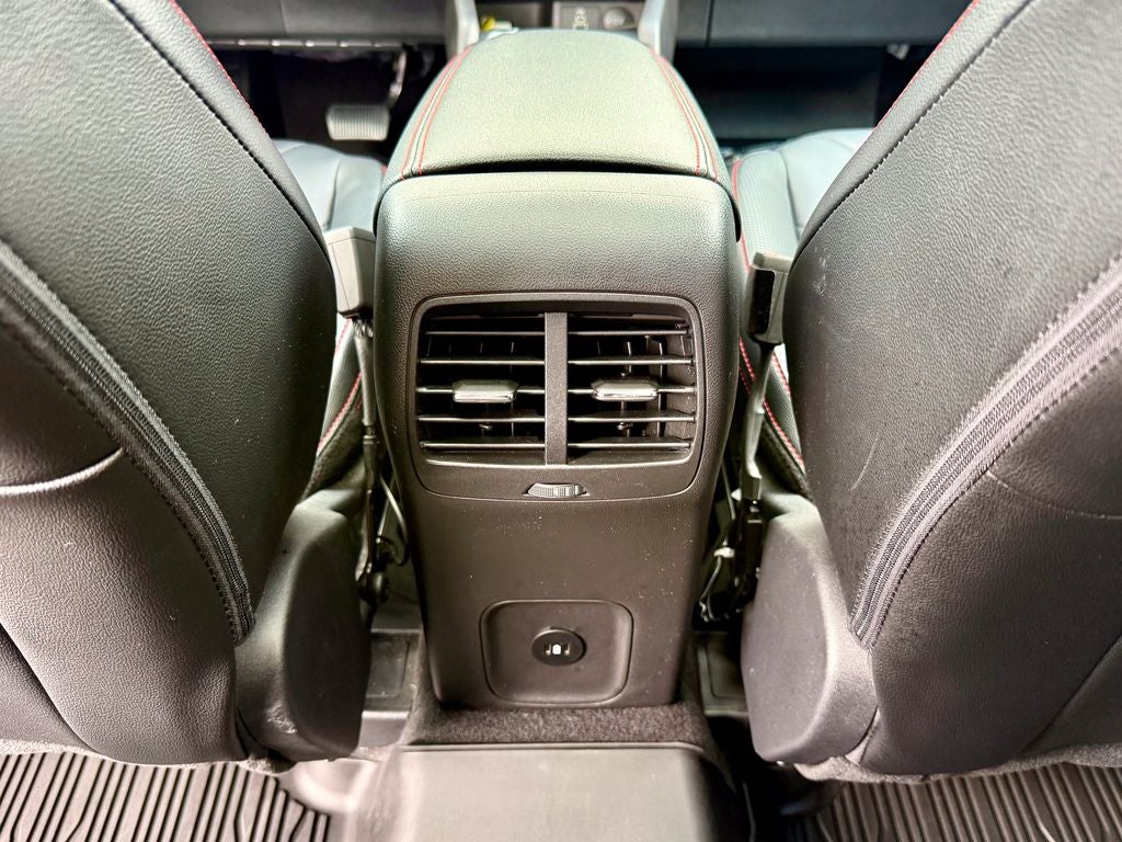 2025 Ford Escape ST-Line Elite