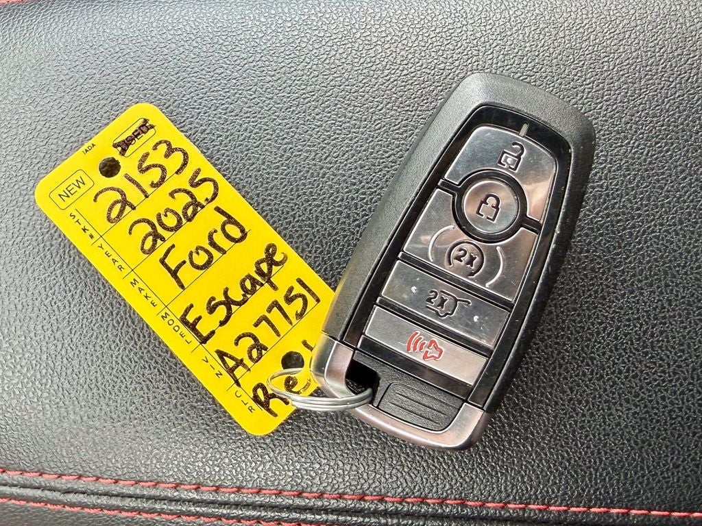 2025 Ford Escape ST-Line Elite