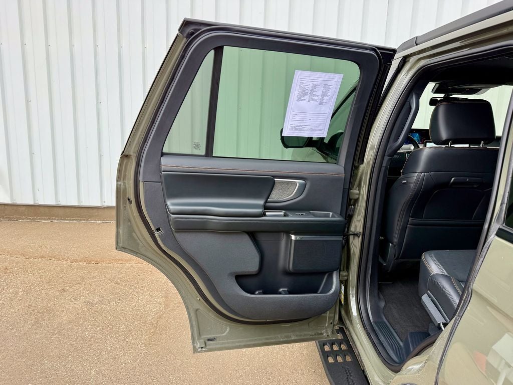 2025 Ford Expedition Tremor