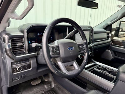 2023 Ford F-350SD Lariat