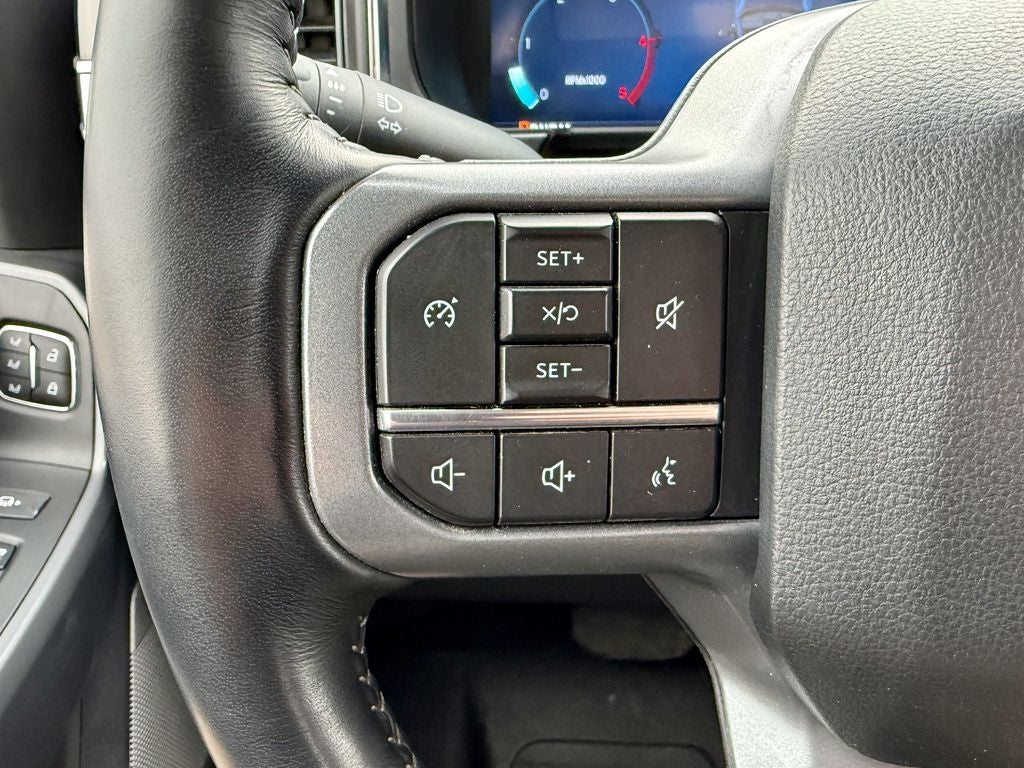 2023 Ford F-350SD Lariat