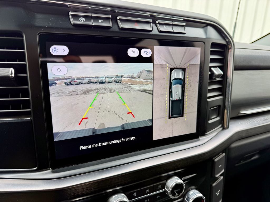 2023 Ford F-350SD Lariat