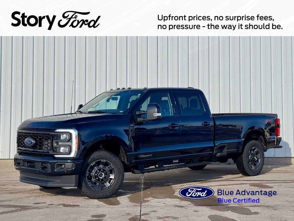 2023 Ford F-350SD Lariat