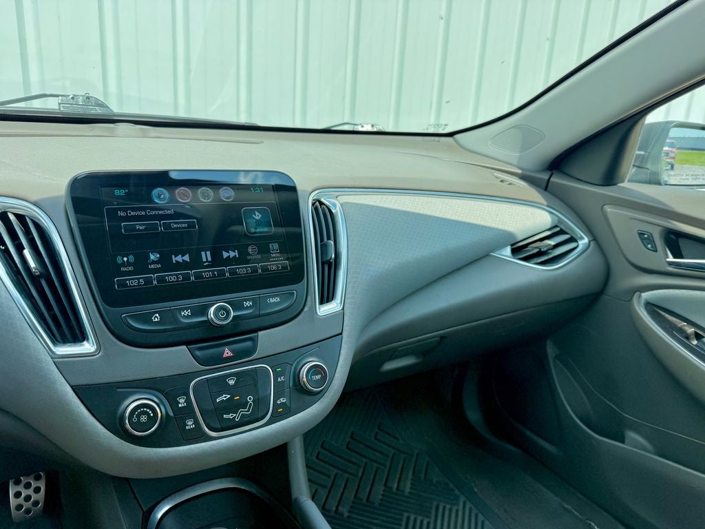 2017 Chevrolet Malibu LT 1LT