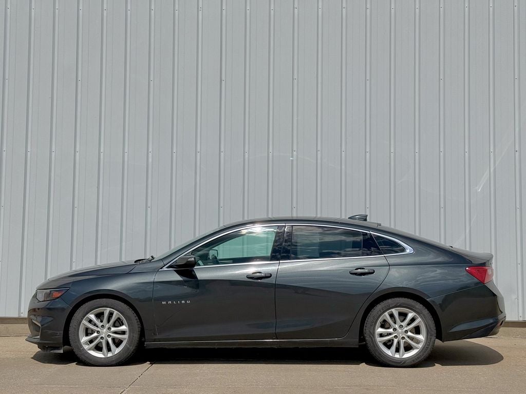 2017 Chevrolet Malibu LT 1LT