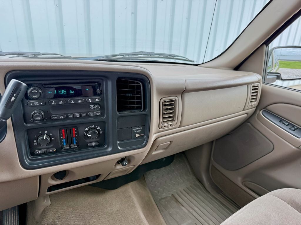 2004 Chevrolet Silverado 1500 LS