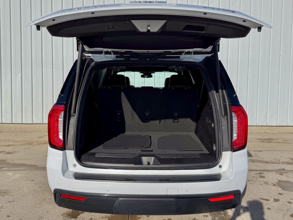 2023 GMC Yukon XL AT4