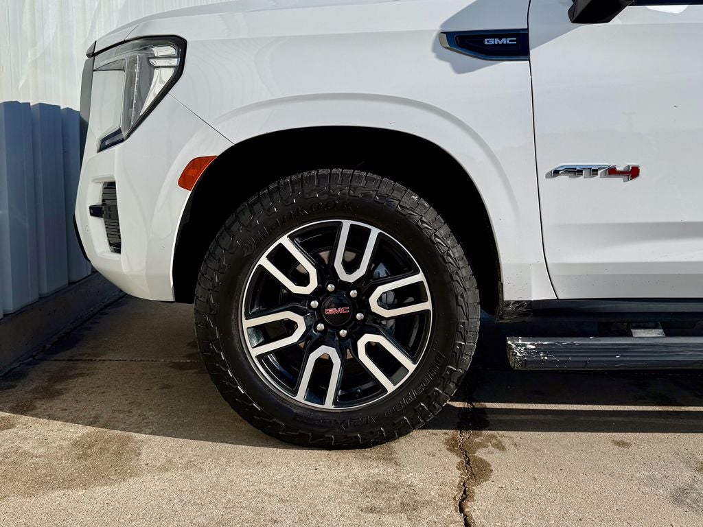 2023 GMC Yukon XL AT4