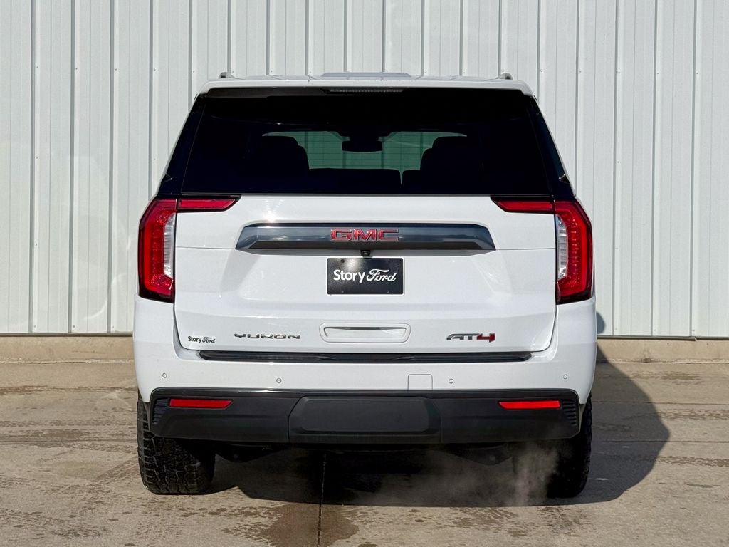 2023 GMC Yukon XL AT4
