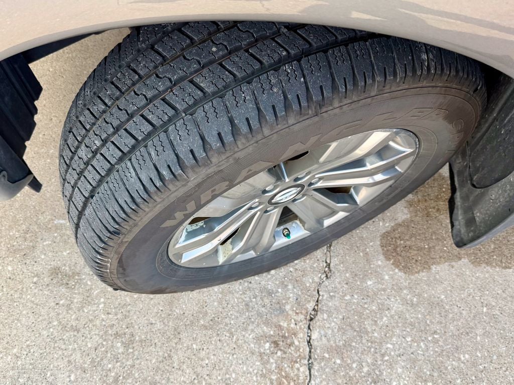 2018 Nissan Titan SV