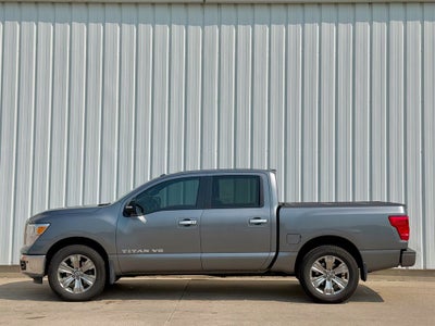 2018 Nissan Titan SV