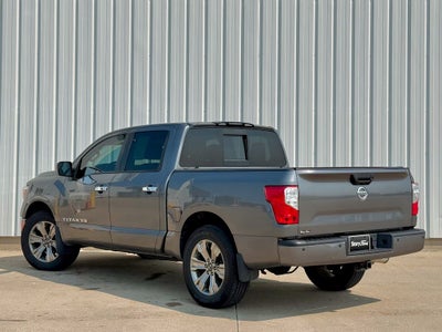 2018 Nissan Titan SV