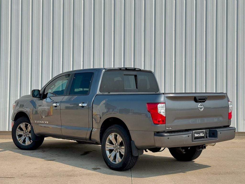 2018 Nissan Titan SV