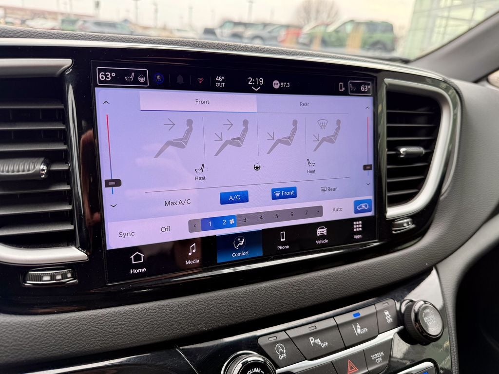 2025 Chrysler Pacifica Select Select