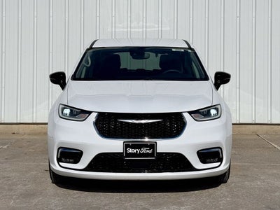 2024 Chrysler Pacifica Hybrid Select