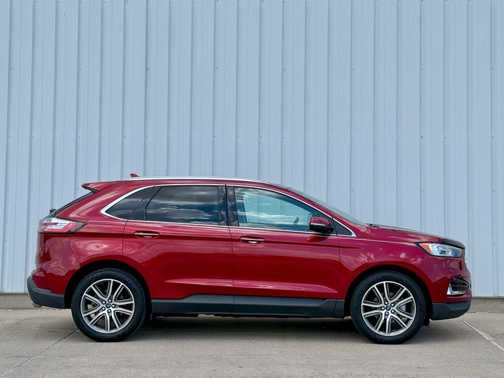 2019 Ford Edge Titanium